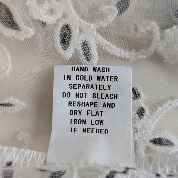 Ember Mesh Lace Pearl Button Up A-line Blouse ¾ Sleeves White Black Floral sz L - Picture 12 of 13